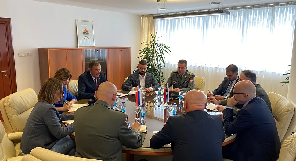 Namjenska industrija glavna tema sastanka Mitrovića i Vučevića