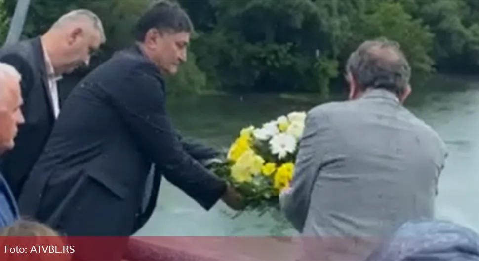 Obilježavanje Pogroma "Oluja“ u Novom Gradu: Spušten vijenac sa mosta na Uni