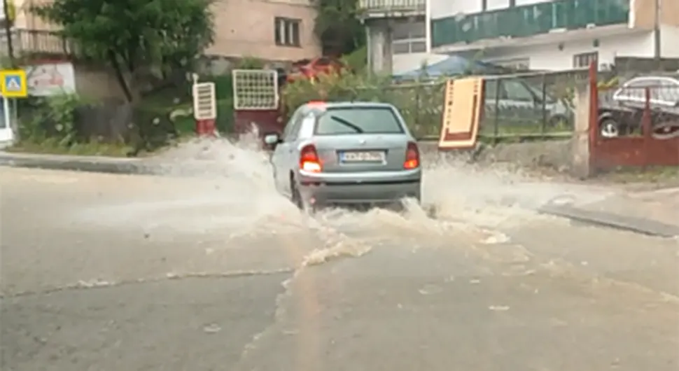 Potop u Sarajevu, kolaps u saobraćaju