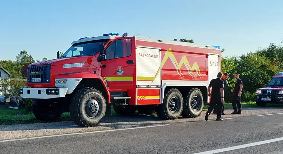 Dvije osobe povrijeđene u požaru u stanu u Brodu
