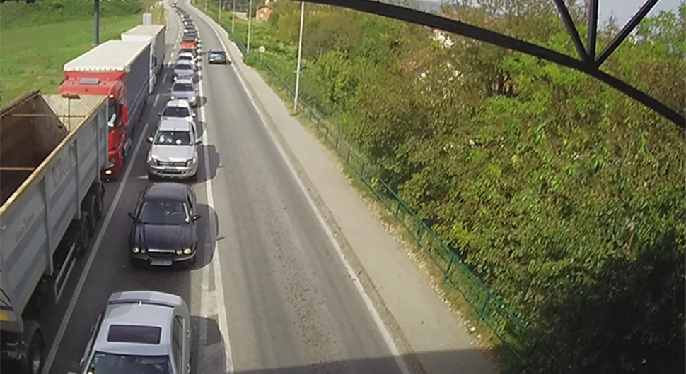 Гужве на појединим граничним прелазима