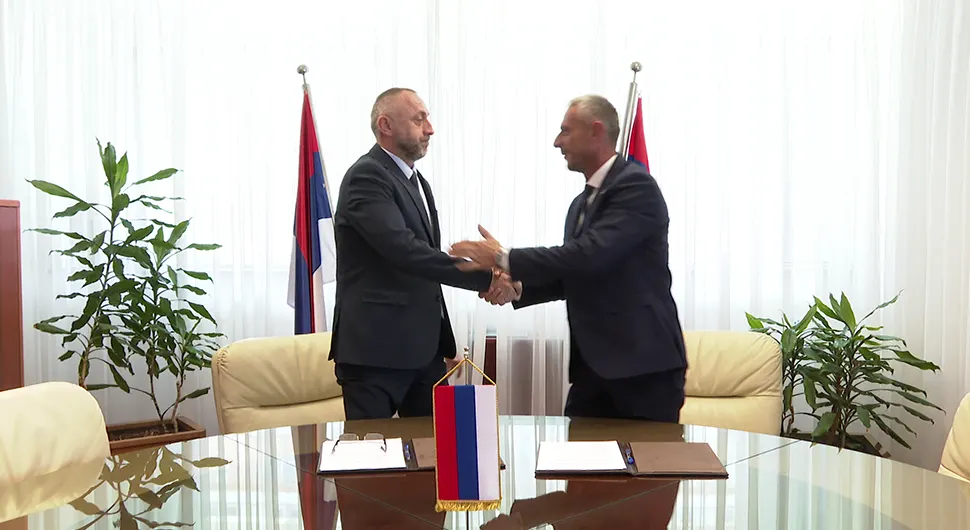 Потписан меморандум о сарадњи Владе Српске и БОРС-а