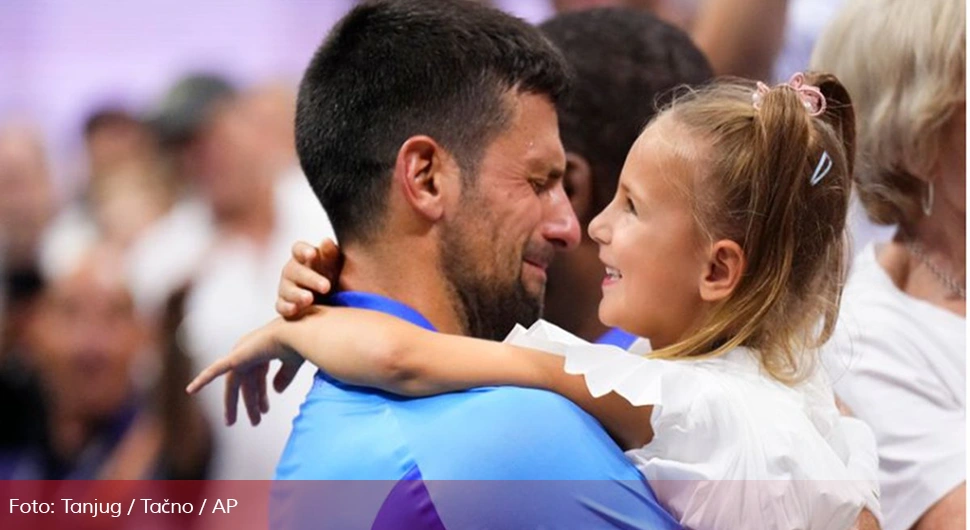 Najemotivnija slika sa finala US Opena, Novak drži Taru i plače