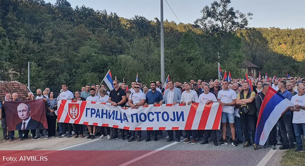 "Granica postoji", mirni protesti u Oštroj Luci i Vlasenici