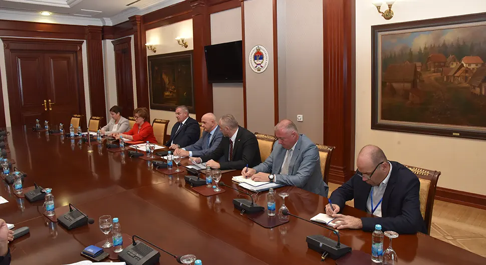 Вишковић са Тепавчевићем о стању у реалном сектору