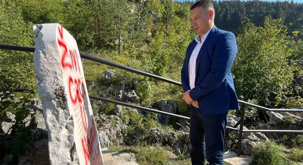 Нешић у Казанима: Споменик оскрнављен јер су жртве Срби