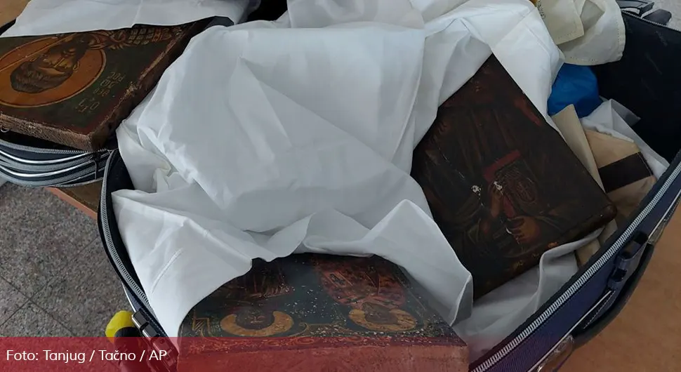 Шверцовали православне иконе