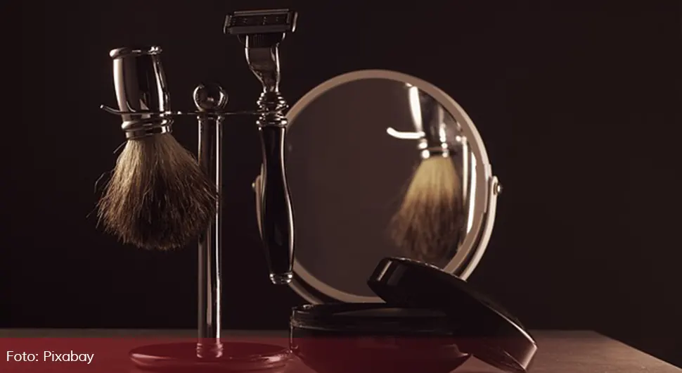 Vic dana: Mujo brije ogledalo