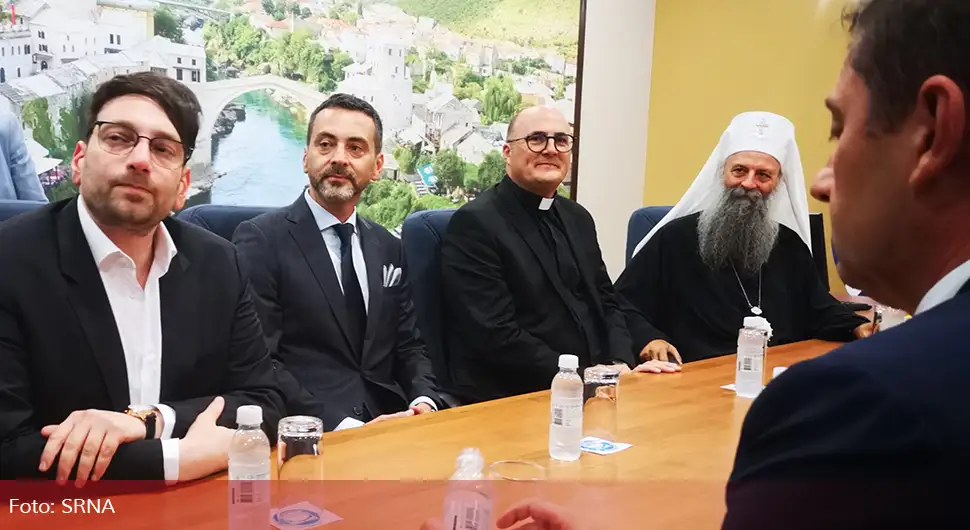 Патријарх Порфирије: Заједничким напорима до тога да свима буде боље!