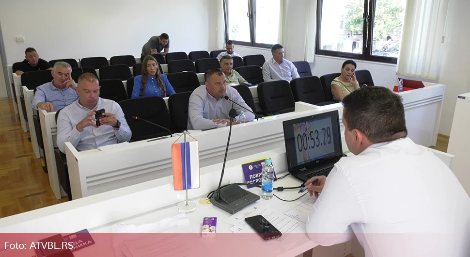 Opštinsko rukovodstvo za otpuštanje, opozicija za poništenje plana sistematizacije