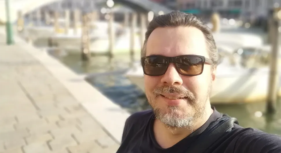 Бојан Томовић шокирао признањем: "Преварио сам жену са њеним братом, фино се љуби!"