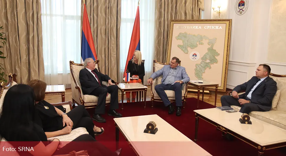 Dodik: Holokaust nikada ne smije biti zaboravljen, kao ni genocid nad Srbima u 20. vijeku