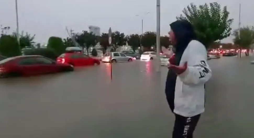 "Danijel" napravio haos u Grčkoj: Vozači zarobljeni