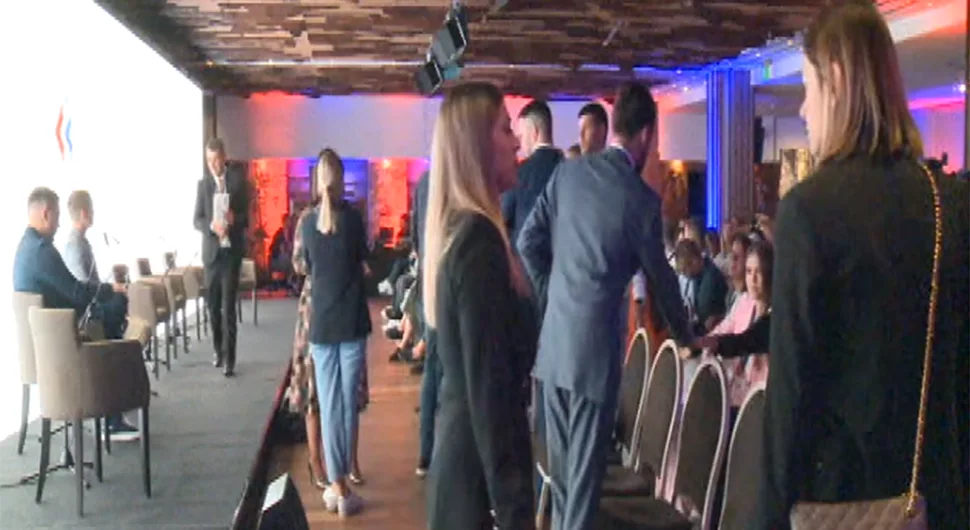 "Sabor mladih Srpske“: Drugi panel