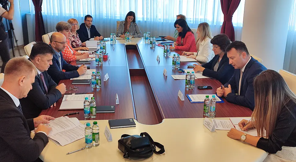 Договорена интензивнија сарадња пореских управа