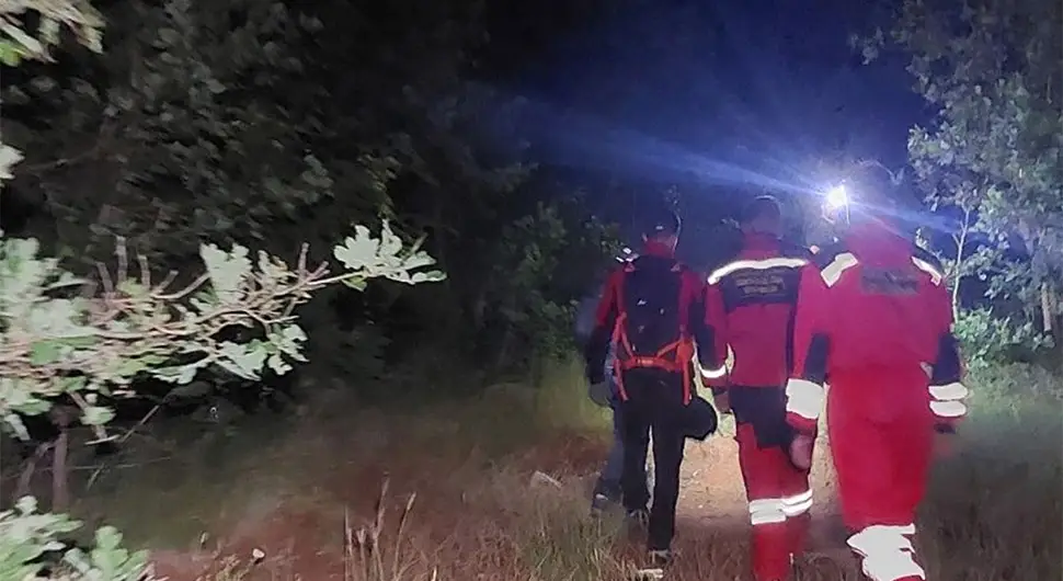 Tražio kravu pa se izgubio na planini, spasioci na terenu!