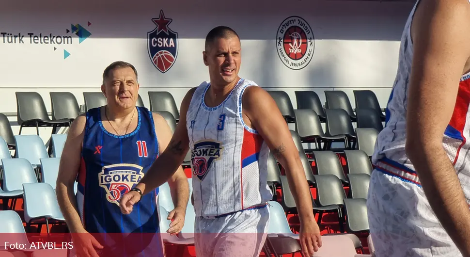 Utakmica veterana: Legende na terenu i dobra zabava