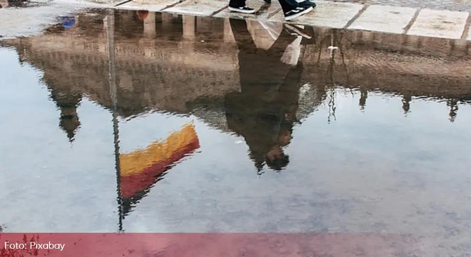 Виц дана: Мујо се вратио из Њемачке
