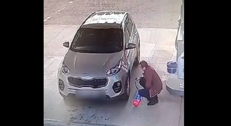 За рубрику вјеровали или не - Гуму покушао надувати ватрогасним апаратом