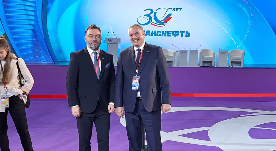 Кошарац у Москви на Међународном форуму "Руска енергетска седмица"