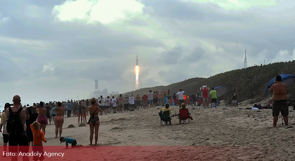 НАСА лансирала свемирски брод на "метални астероид"