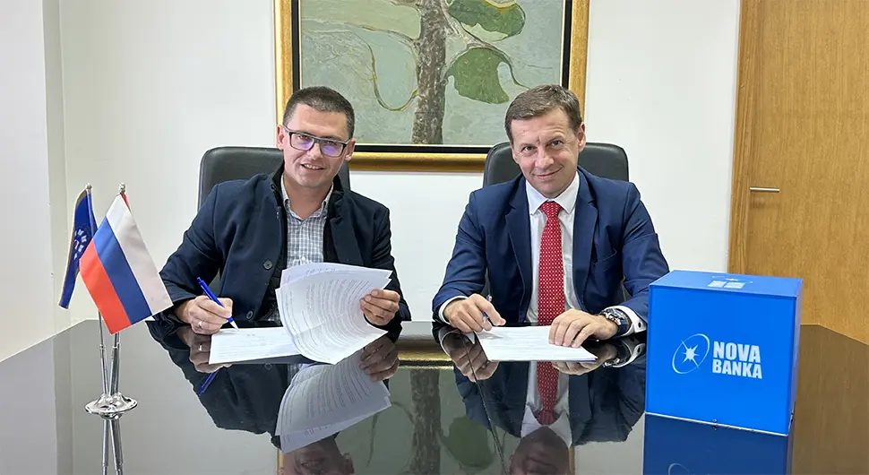 Нова банка улаже у образовање младих