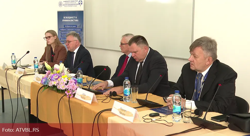 Потребан унутрашњи дијалог у БиХ