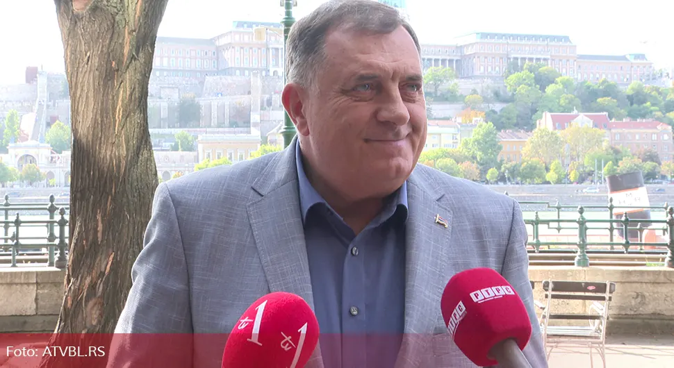 Додик честитао велики јубилеј српској школи у Будимпешти