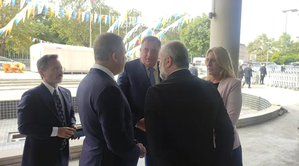 Додик и Цвијановић стигли у Анкару, сусрели се са турским званичницима