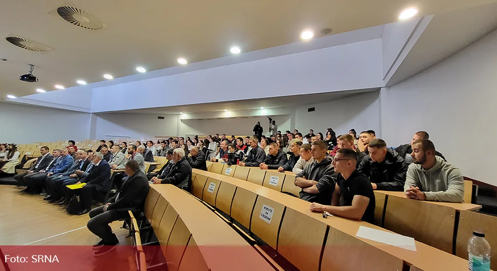 "Унаприједити сарадњу невладиног сектора и институција власти“