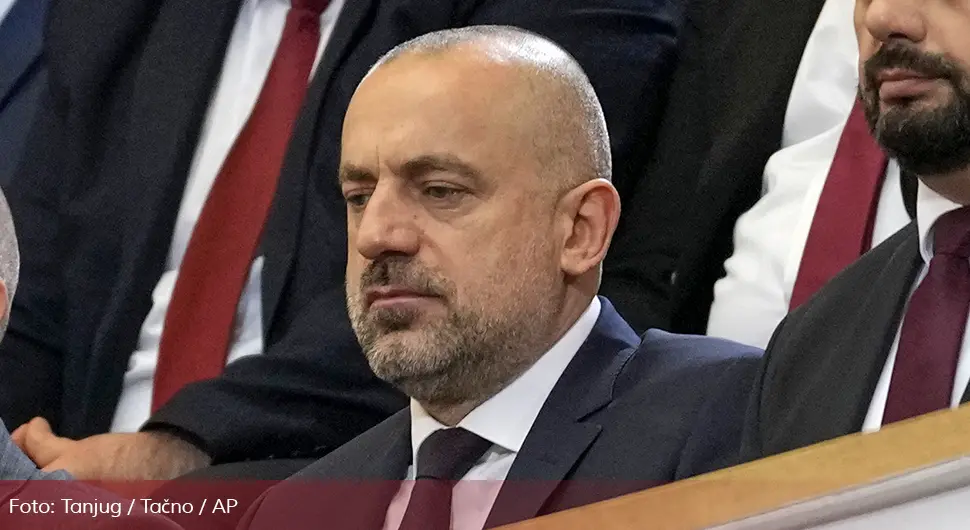 Виола фон Крамон тражи од Србије да Радоичића изручи Приштини!