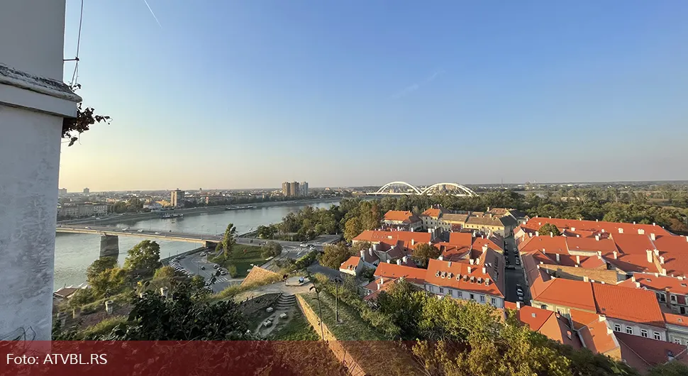 Младићи остали заробљени у катакомбама на Петроварадинској тврђави