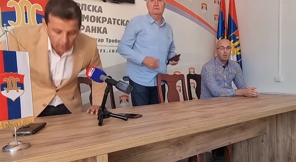 Никад већи раскол у опозицији