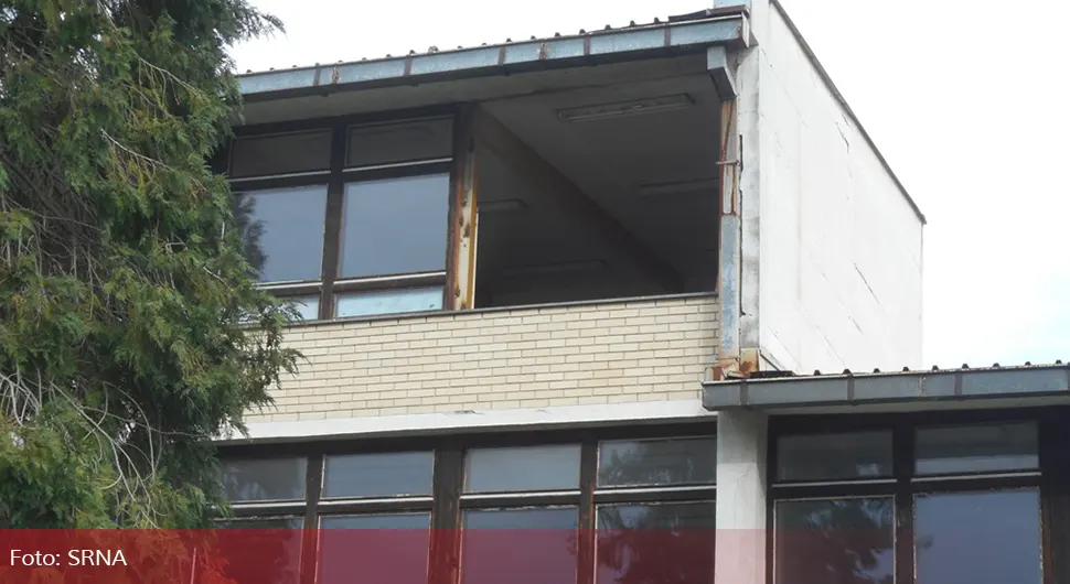 Ученица лакше повријеђена, пуштена на кућно лијечење