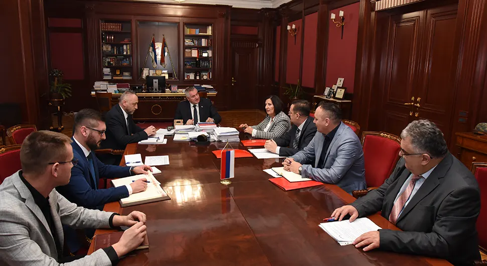Вишковић: Приоритет Владе Српске - константно побољшање положаја радника