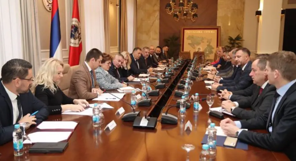 Делегација Српске са предсједником о посјети Шангају