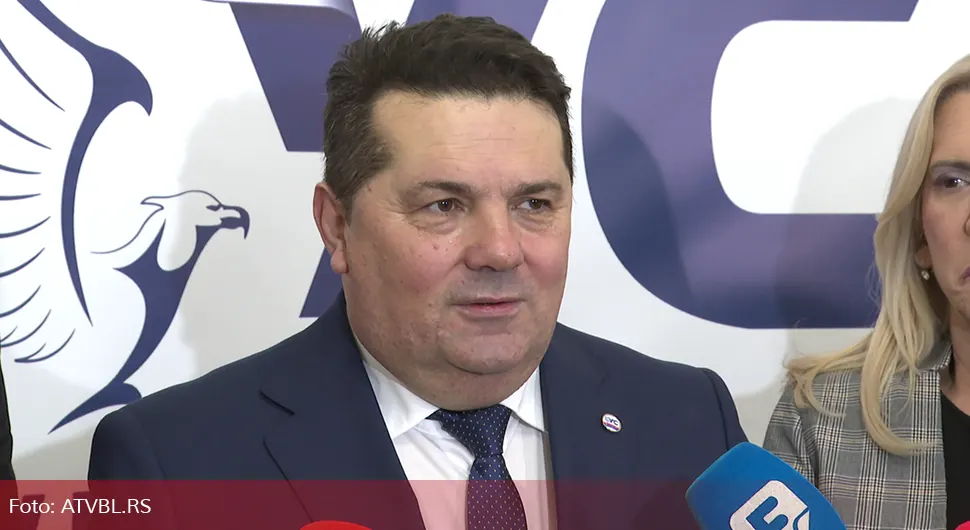 Стевандић: "Тројка" се не придржава договореног