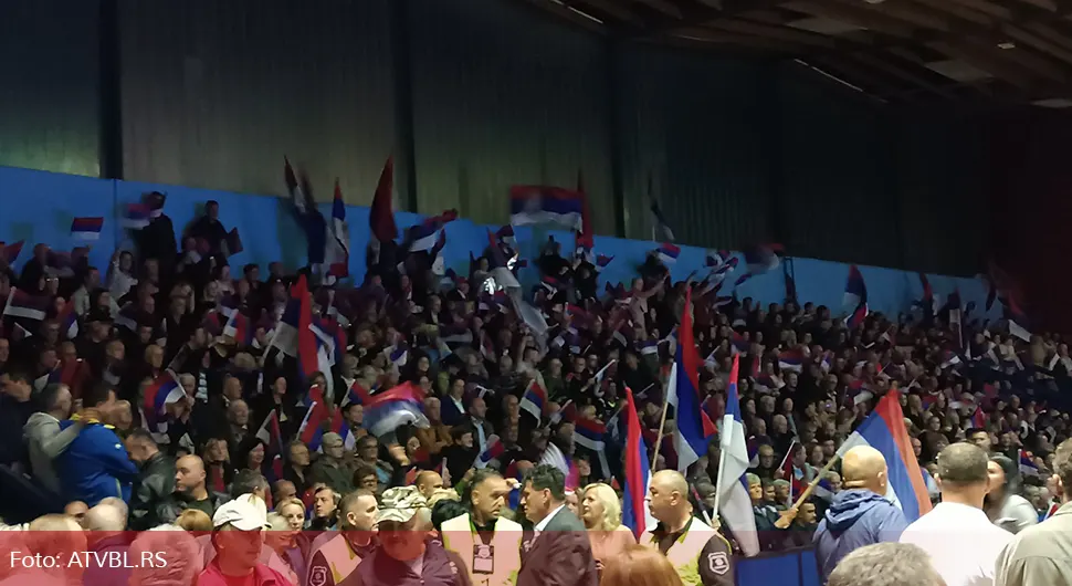 Препуна дворана на скупу "Бранимо Српску" у Приједору: Господо, неће моћи