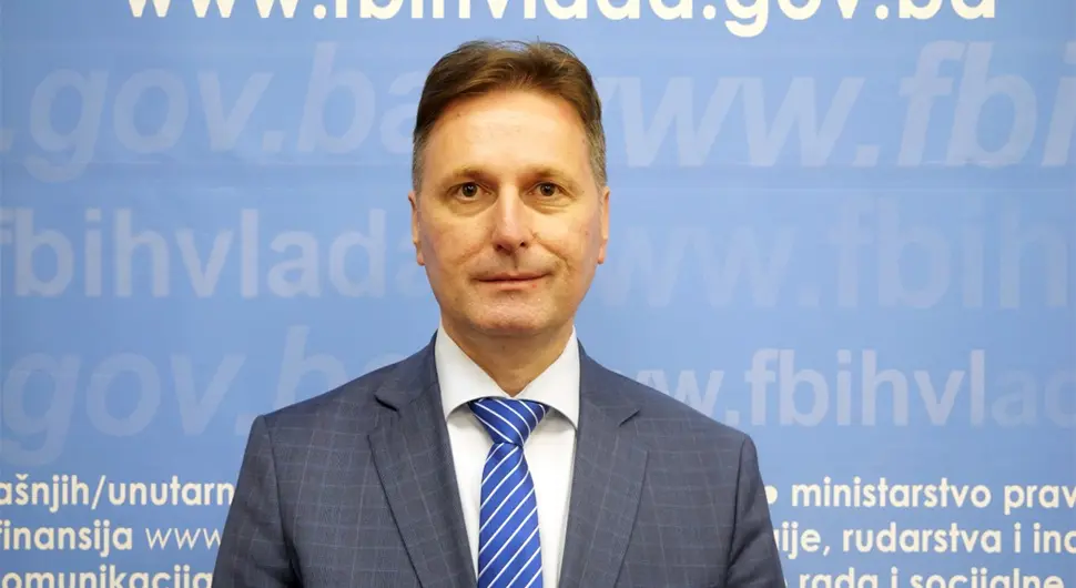 "Планинско млијеко" Шипово подноси кривичне пријаве против федералног министра и два радника Министарства