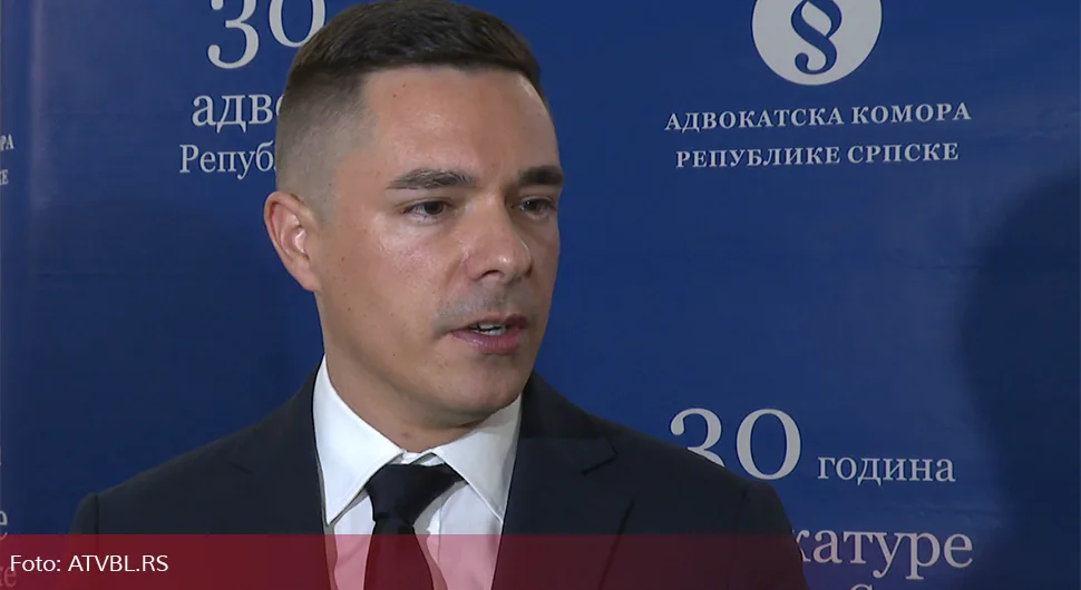 Букејловић о Шмиту: Пријетње опасне, посебно оних који свој легитимитет не црпе у праву