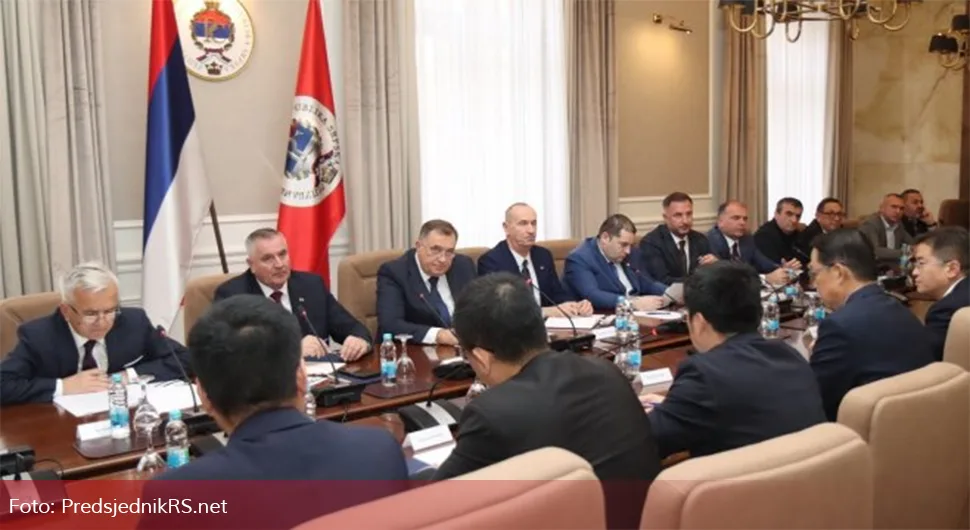 Додик са представницима компаније Шандонг о брзој цести Бијељина - Соколац