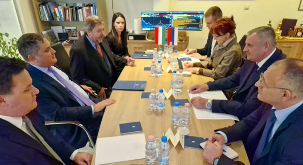 Вишковић у Будимпешти са Нађем