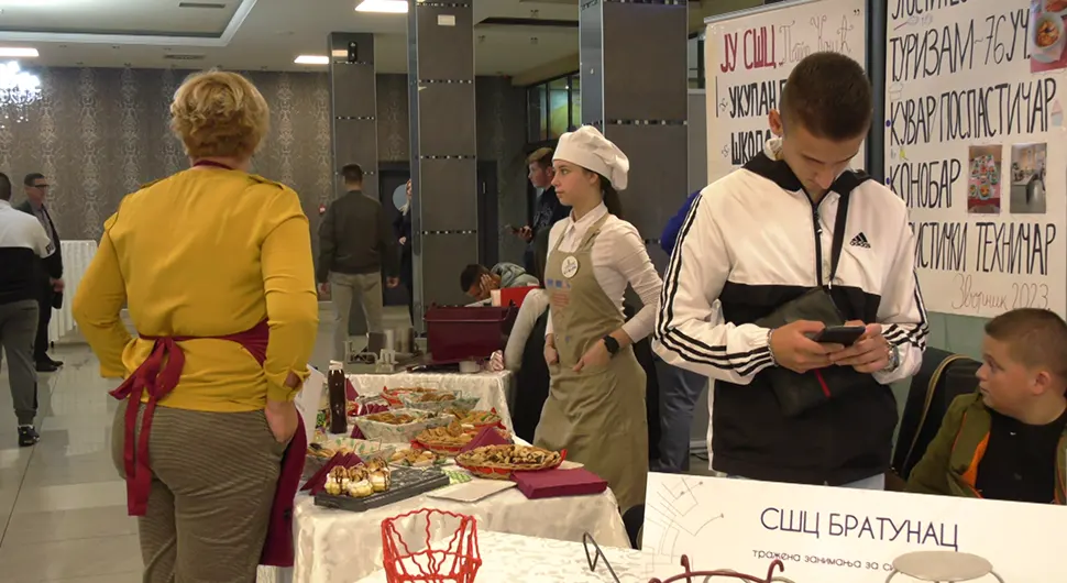 На сајму у Бијељини промовисана тражена занимања за сигуран посао