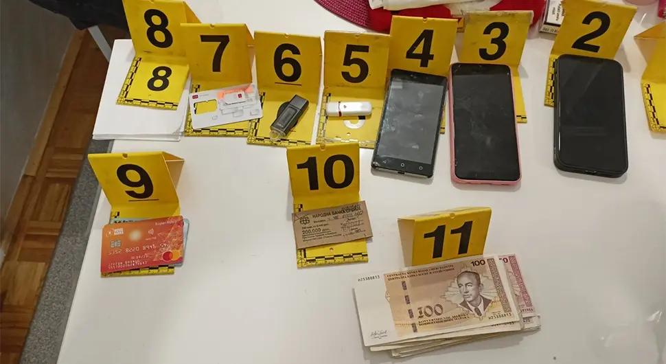 У акцији "Типс" ухапшене три особе због лажних дојава о намјештеним утакмицама
