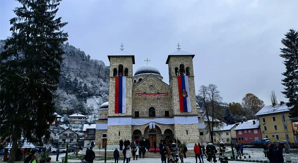 Освештан највећи православни храм у БиХ - испуњен вишевјековни завјет Фочака