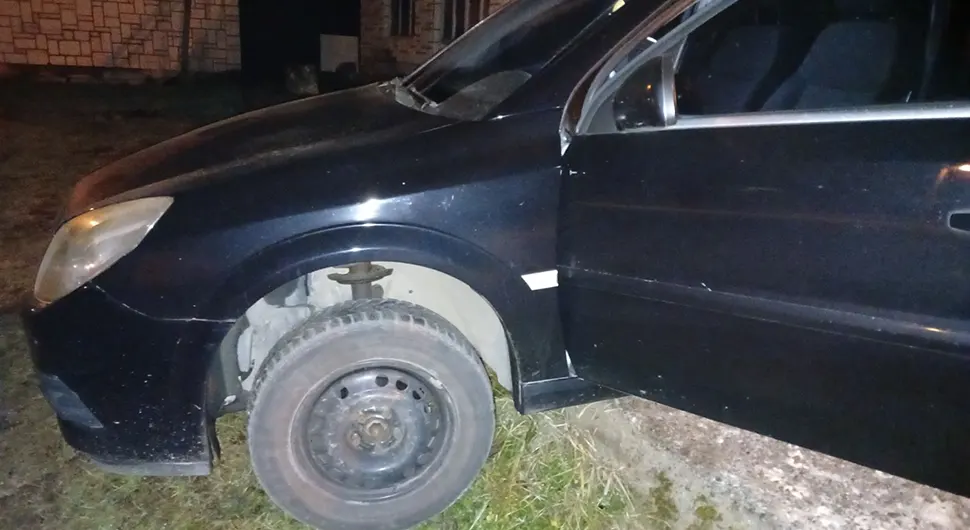 Необично паркирање у Kнежеву