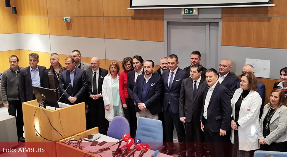 Делегација УКЦ-а Српске у Београду: КЦ Србије годишње прими 1.100 пацијената из Србије