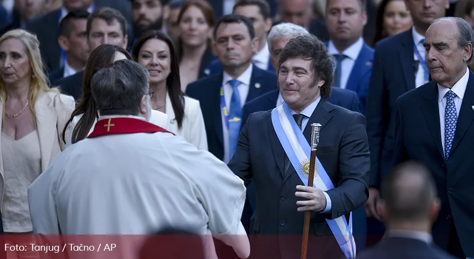 Предсједник започео шок терапију: Ослабила домаћа валута
