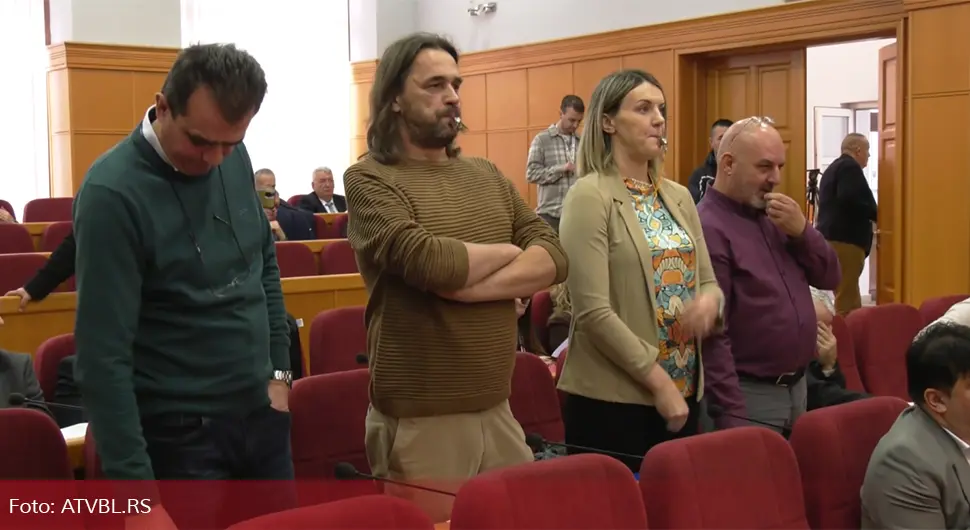 Требиње: Вукановићеви одборници направили хаос на сједници