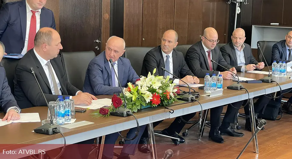 Потписани уговори између ЕГС, ЕРС, ХСЕ и РиТЕ Угљевик